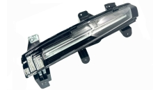 Ходовой огонь передний правый Cadillac Escalade 21-23