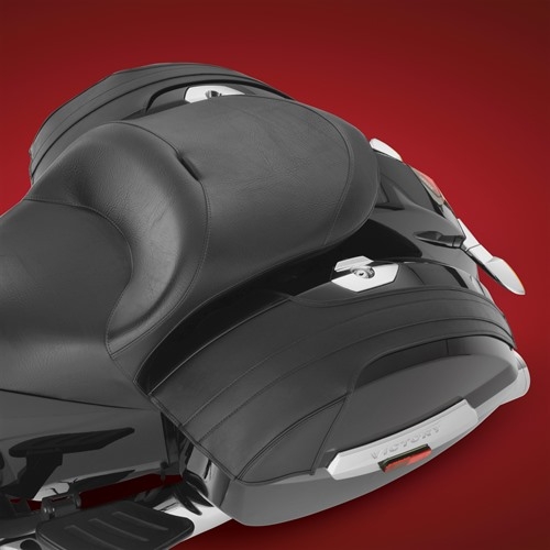 VICTORY SADDLEBAG LID BRAS